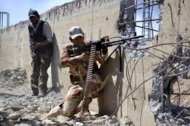 60 قتيلاً في قصف واشتباكات في المدن السورية