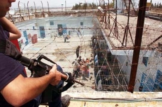 الأسرى في سجن "إيشل" يعانون من ظروف صحية صعبة