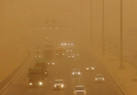 الغبار والأمطار.. يعلقان دراسة تبوك ورحلات جدة بالسعودية