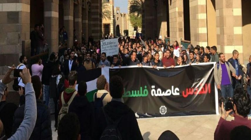 ممثلو الأديان والمجتمع الإندونيسي والجزائري يرفضون قرار ترمب