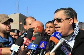 بشأن جواز سفر "أبو شمالة"