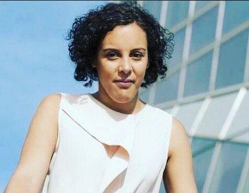 شابة مصرية أول نائب عربية تتولى رئاسة أول جلسة للبرلمان الإسباني