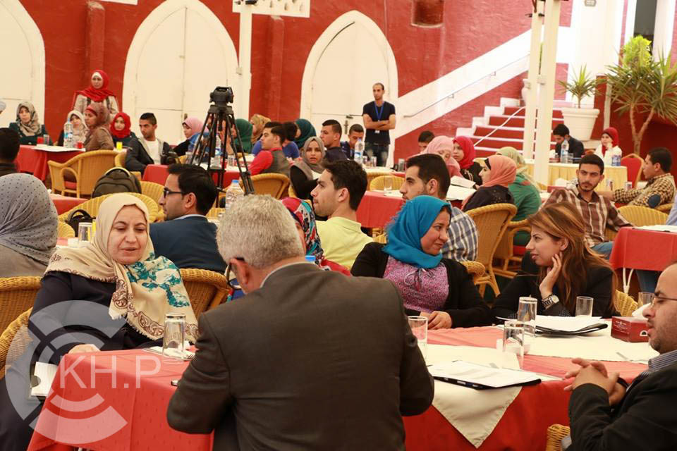 بالصور : اليوم العالمي لحرية الصحافة" صحفيو فلسطين يختلفون عن غيرهم !