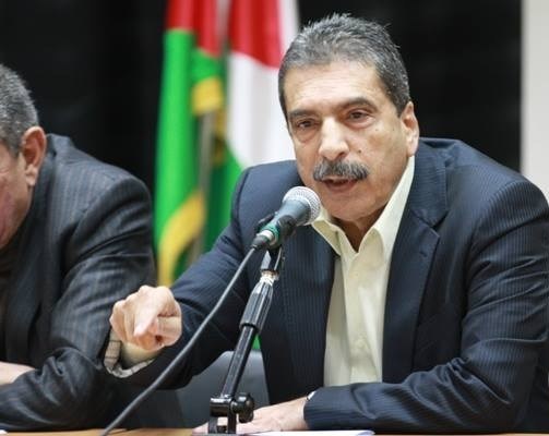 الطيراوي لـ "خبر" : تصريحات صلاح البردويل سخيفة ولا تستحق الرد