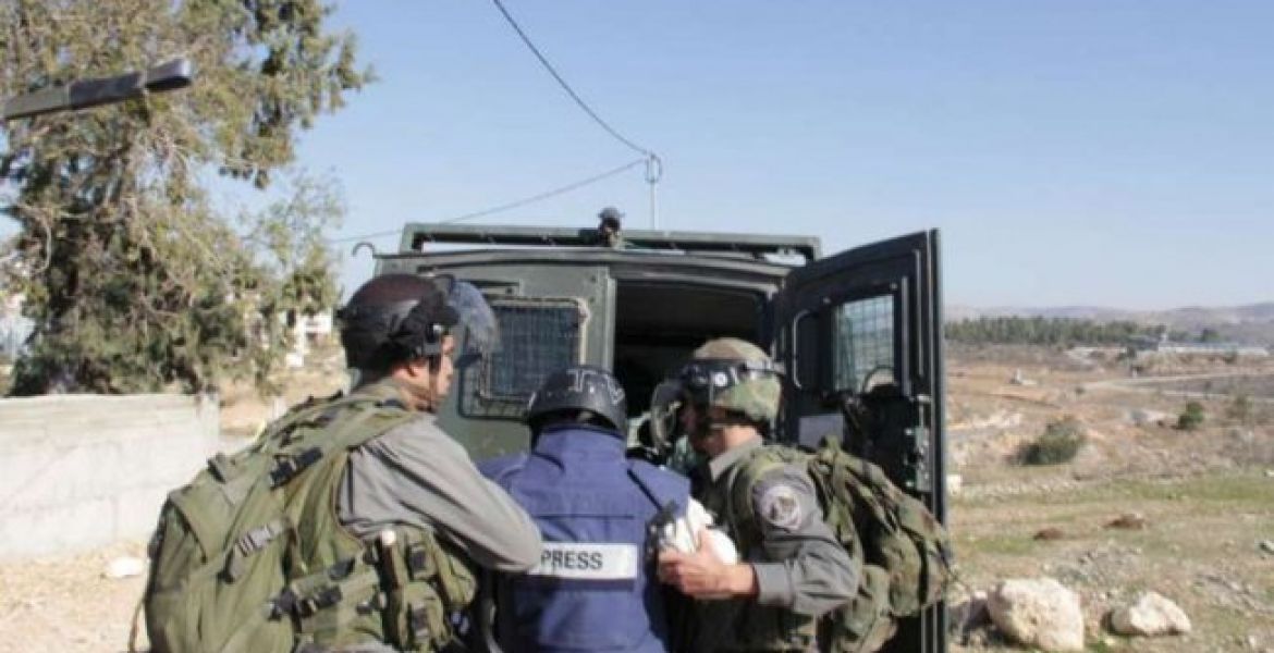 سلطات الاحتلال تمدد إعتقال الاسير الصحفي أديب الأطرش لمدة ثلاثة أشهر