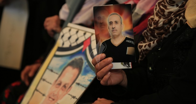 97 من اهالي الاسرى من غزة يتوجهون لزيارة ابنائهم في سجن رامون