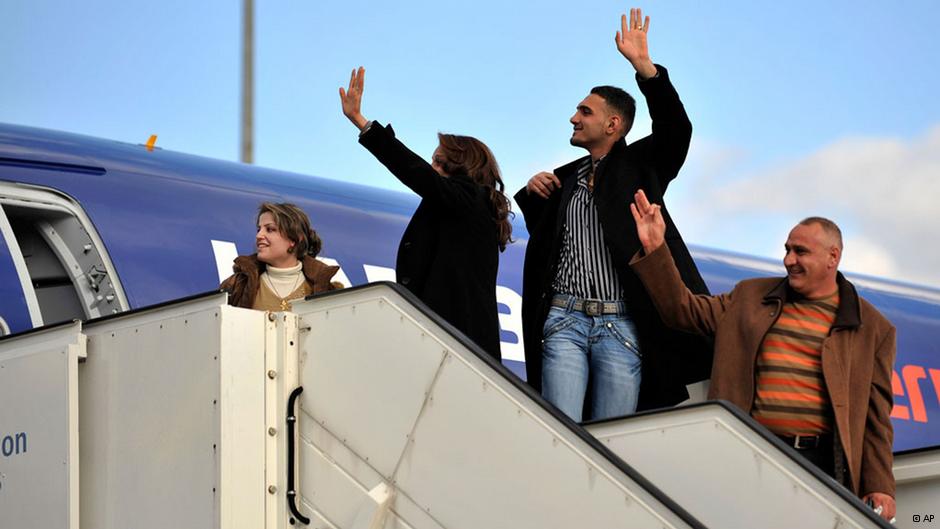 المانيا: خفض أعداد اللاجئين يبدأ بأسباب اللجوء