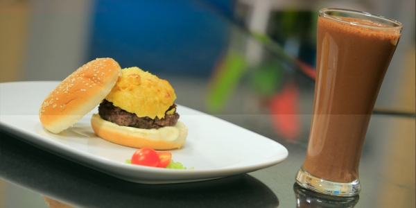 عصير الموز بالكاكاو