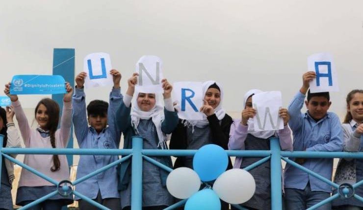 "الأونروا" تنفي تلقيها بلاغًا رسميًا بإغلاق مدارسها بالقدس