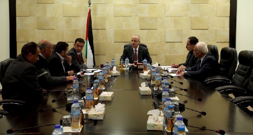 مسؤولون فلسطينيون يعربون عن خشيتهم من حكم "غزة" بنظام شبيه بلبنان 