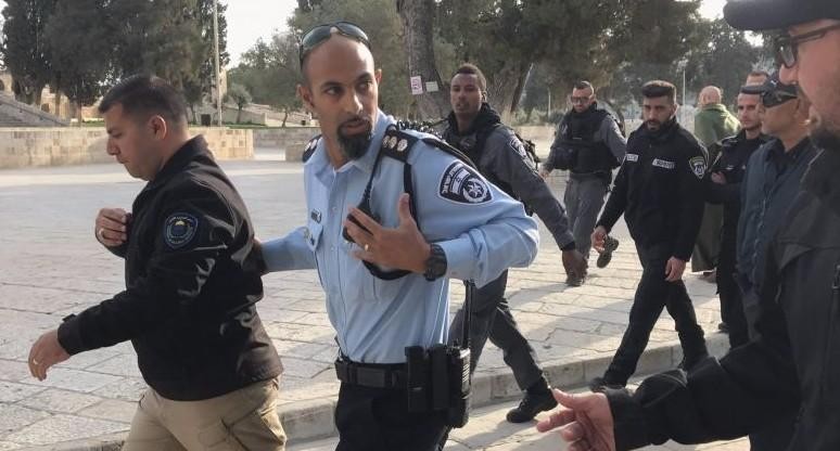 نمديد اعتقال 3 من حراس "الأقصى" حتى الأحد