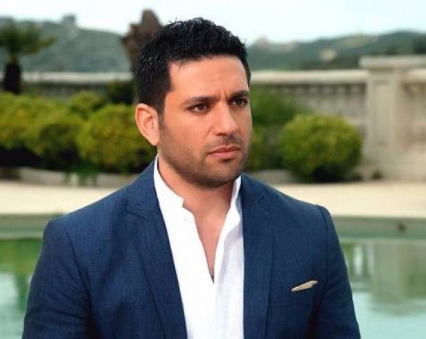 رغم انشغاله بشهر العسل حسن الرداد يشعل فايسبوك بهذه الصورة