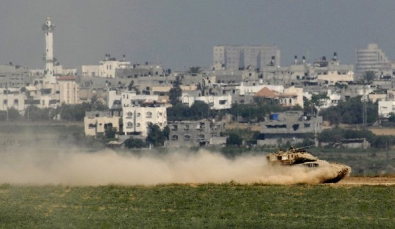 قوات الاحتلال تفتح نيران رشاشاتها تجاه المزارعين شرق غزة