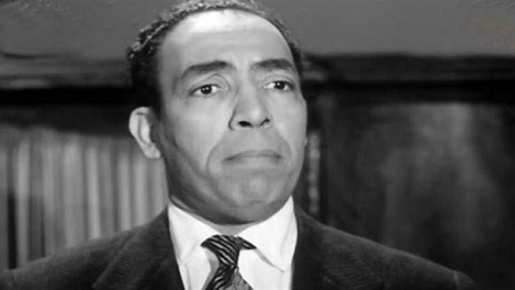 بالفيديو : تسجيل نادر لاسماعيل ياسين يبكي ويحكي فيه معانته وهمومه