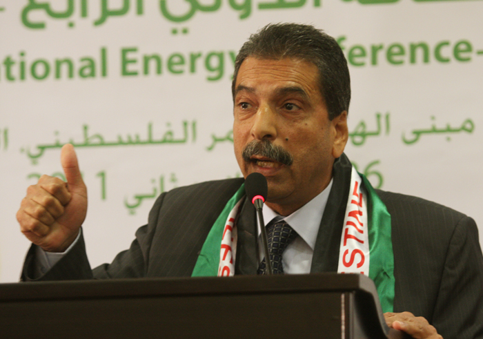 الطيراوي يفجر عدة مفاجأت .. "عندما نريد النظام يطبق و اذا لم نرد فانه لا يطبق" "في عصر أبو مازن لا يوجد رجل ثاني"