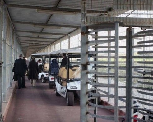 سفير فلسطين لدى بلجيكا يستنكر قرار منع الاحتلال لوفد بلجيكي من دخول غزة