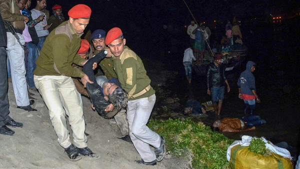 26 قتيلاً إثر غرق مركب في الهند