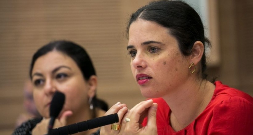 شاكيد تقترح هيئة قضائية بديلة للعليا للتداول بأراضي الضفة