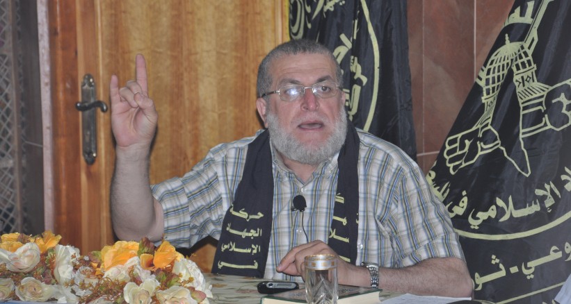 عزام: "فتح" حملت راية الكفاح لسنوات طويلة