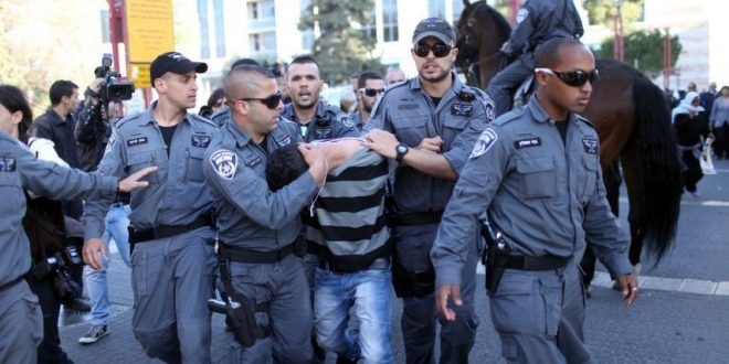 شرطة الاحتلال تعتقل شقيقين من أم الفحم