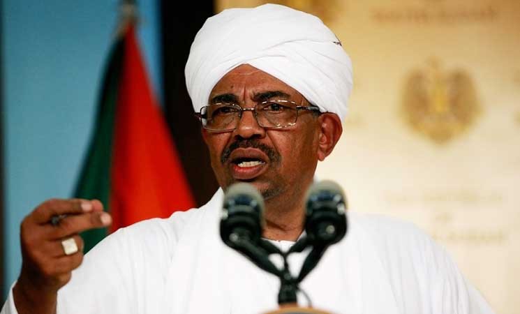 السودان: البشير يُقيل حكومة الوفاق ويُقلص عدد الوزارات