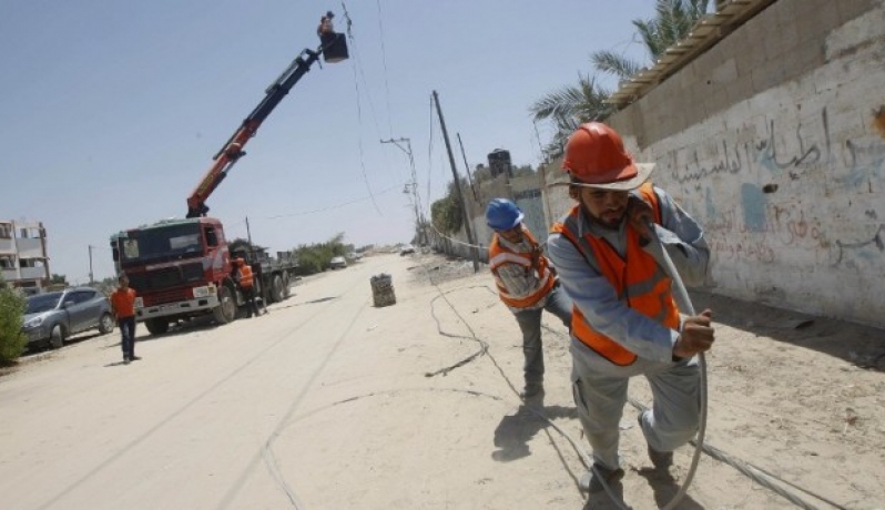 تأثر جدول الكهرباء في غزة بعد توقف الخطوط المصرية
