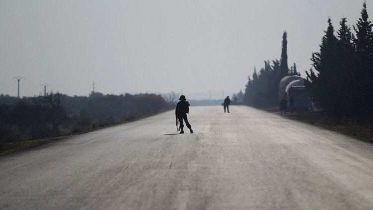 قافلة إنسانية ثالثة تدخل إلى مضايا والبلدات المحاصرة