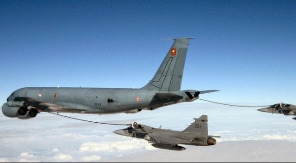 طائرات قتالية إسرائيلية تزود طائرات أردنية بالوقود جوا