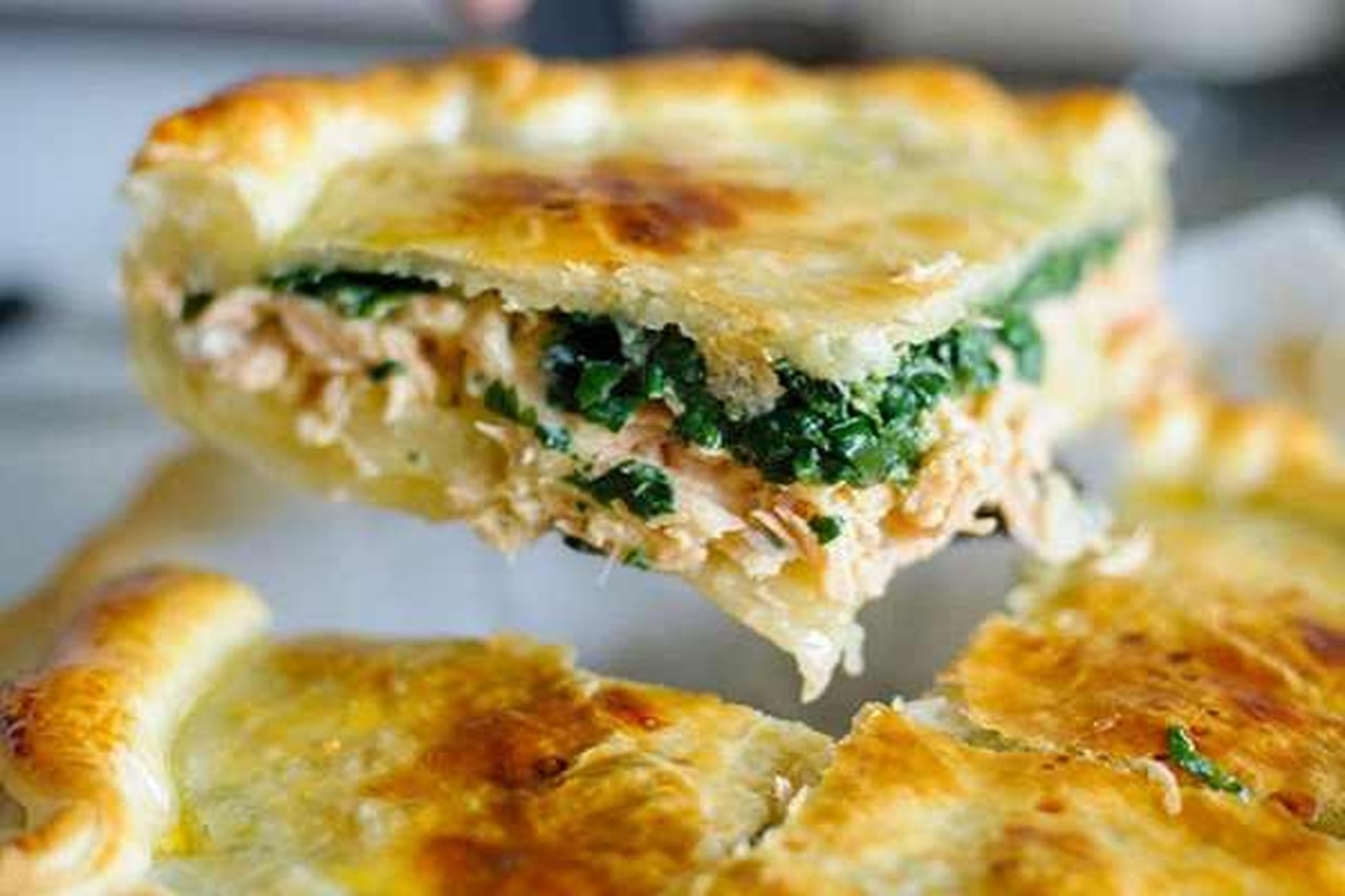 فطيرة السلمون اللذيذة