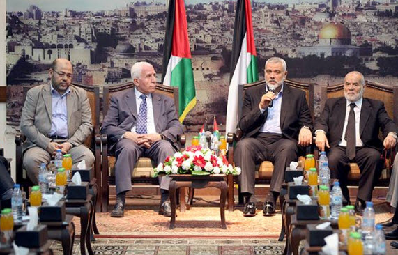 الحية: "وزراء الحكومة موظفين عند عباس" والمجدلاني يؤكد موافقة الجميع والاحمد لغزة