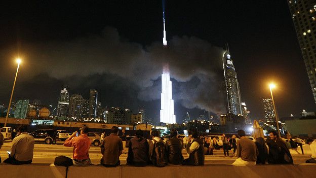 الديلي تلغراف تقول أبراج دبي في "انتظار الجحيم"