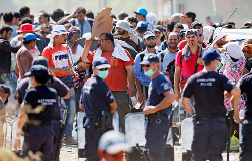 الربيع العربي يتحول خريفاً أوروبياً