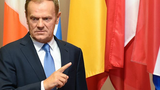 توسك: يجب التخلي عن "الأحلام المثالية" للتكامل الأوروبي