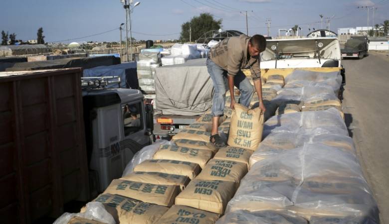 وزارة الاقتصادر تحدد سعر الأسمنت في غزة