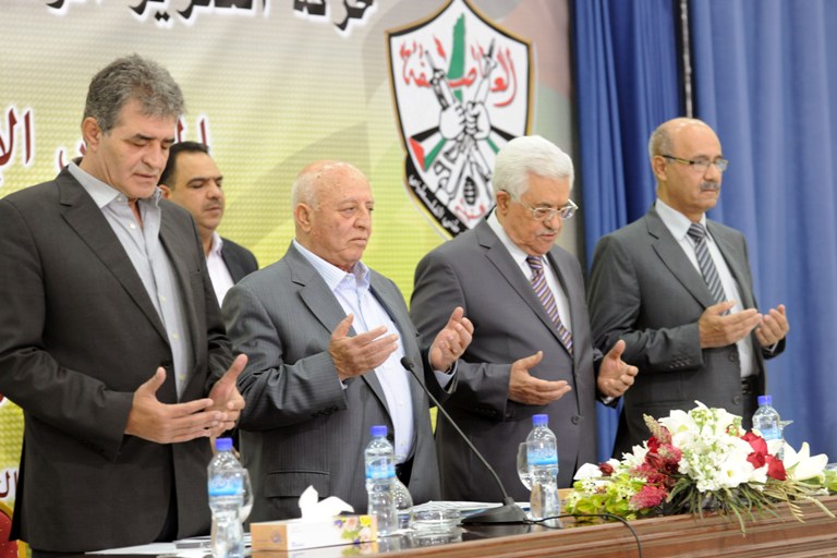 الرئيس عباس: جهود لعقد مؤتمر دولي للسلام و لا يمكن للسلطة الإيفاء بالتزاماتها من طرف واحد