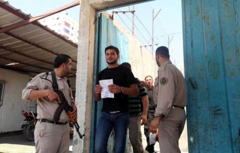 شرطة خانيونس تفرج عن 22 موقوفًا من الغارمين