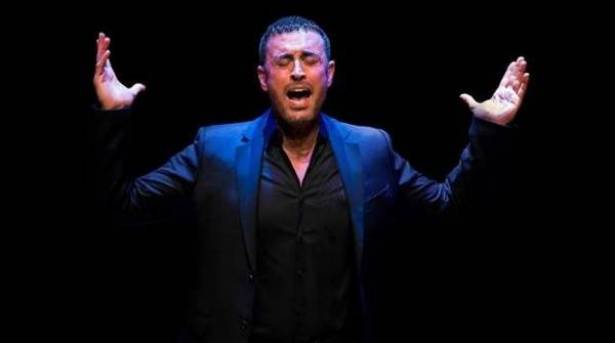 شاهد: الموت يُفجِع الفنّان كاظم السّاهر!