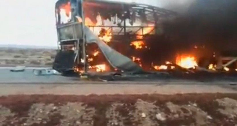 بالفيديو : مصرع 40 رياضيا مغربيا فى اصطدام مروع بمدينة العيون