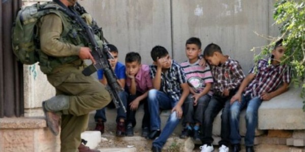 3 أطفال قسر يقبعون في سجن عوفر