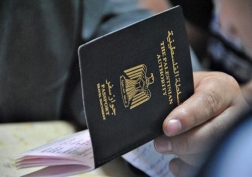 شراب: الرئيس ينوي وقف إصدار جوازات السفر لأهل غزة