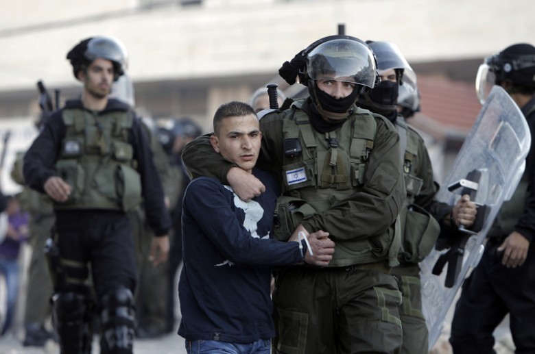 اعتقال شاب من قرية الجلمة على حاجز زعترة العسكري