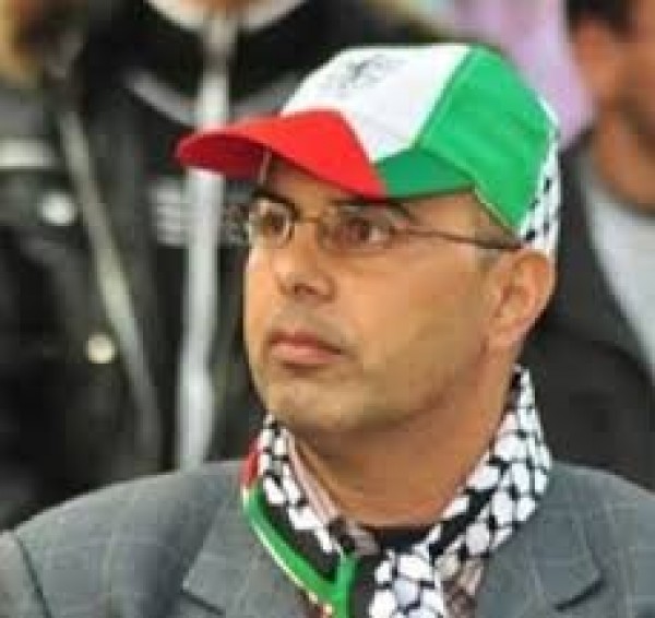 معالم النجاح بين الحوار والنقد