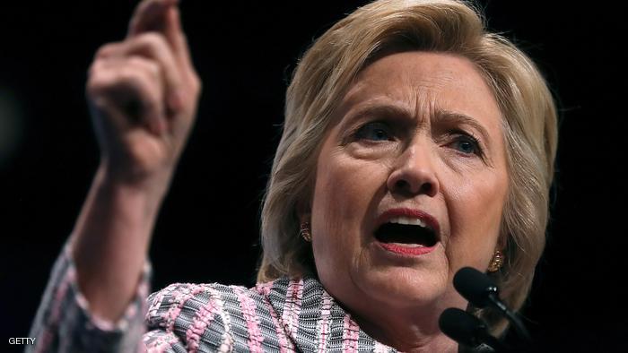 كلينتون تتهم روسيا باختراق أجهزة الحزب الديمقراطي