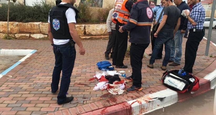إصابة مستوطن بجروح حرجة بعملية طعن في القدس