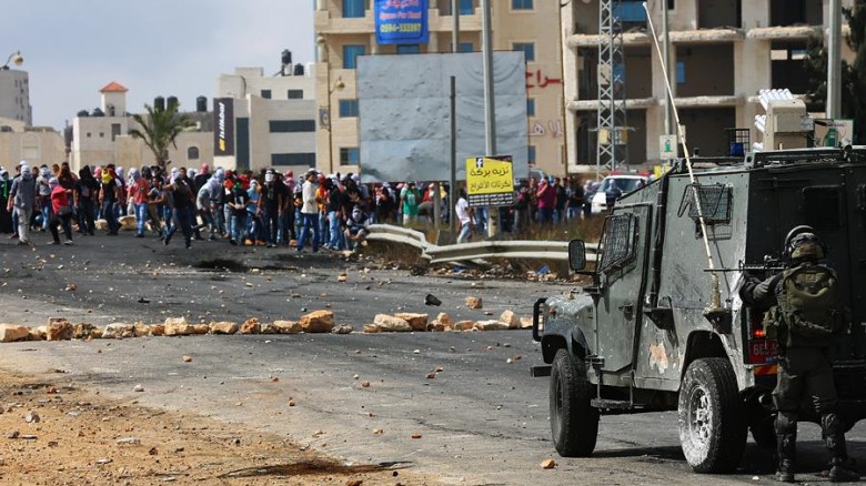 الاحتلال : عشنا يوماً مرعباً وعجزنا عن تحديد "الإرهابيين"