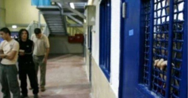 الأسير البلبول تعرض للضرب أثناء نقله لمستشفى الرملة