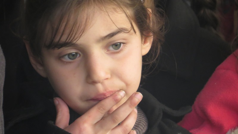 بالفيديو والصور : "ذاكرة صورة حرب ".. أطفال الشهداء يتمنون أن يعانقون أباءهم