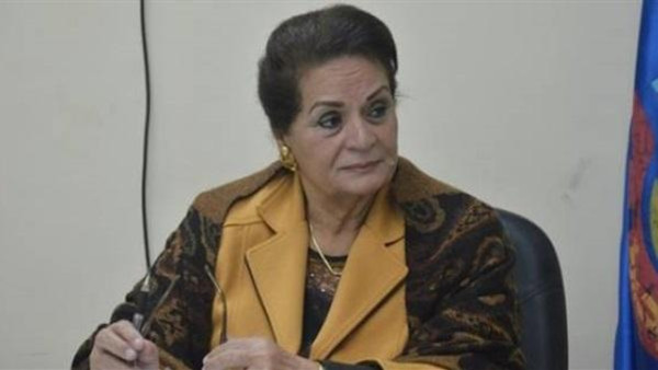 تعرف على أول سيدة في تاريخ مصر تتولى منصب "المحافظ"