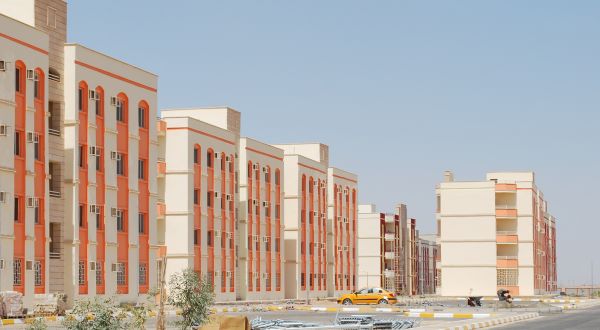 الأونروا تسلم 230 وحدة سكنية لـ 281 عائلة لاجئة