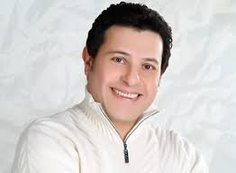 بمناسبة يوم الحب..هاني شاكر يطلق أغنية خاصة باسم "بعد حبك"